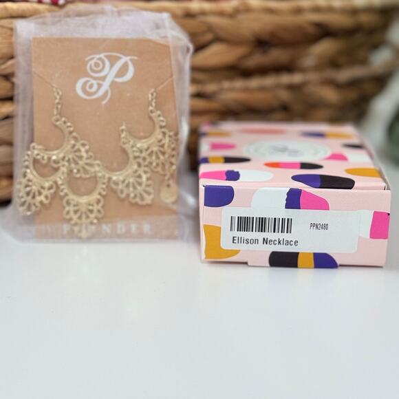 New Plunder "Ellison" Matte Gold Pedants Necklace (17.25"-20.25") - Picture 9 of 9